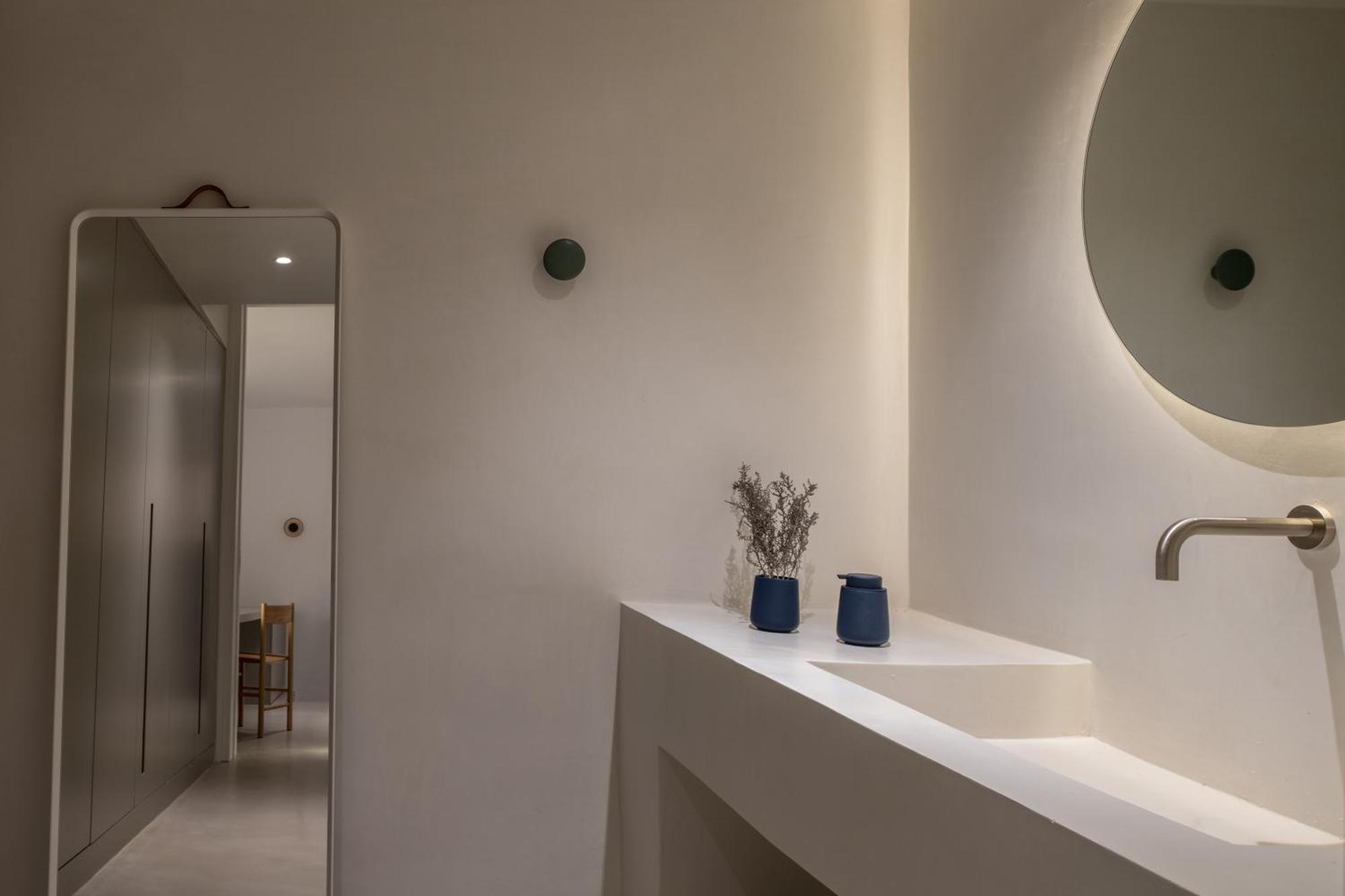 The Saint Hotel أويا المظهر الخارجي الصورة